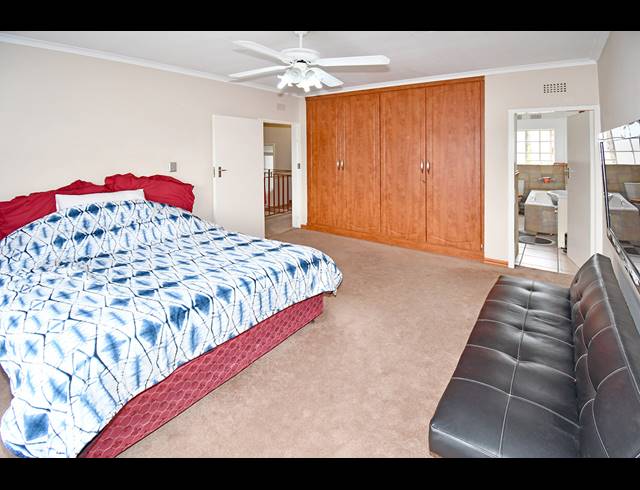 4 BEDROOM TOWNHOUSE FOR SALE IN EDEN GLEN